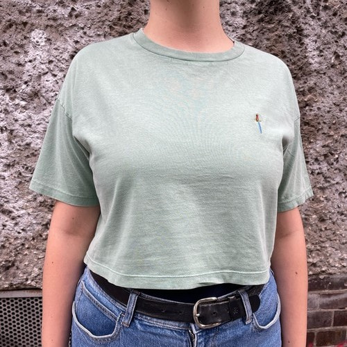 »AN DEN ALPTRAUM«  Crop Top - Stone Washed Sage Green